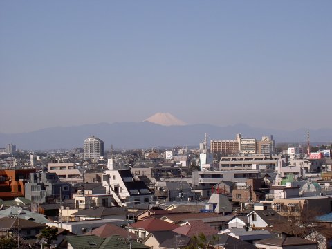 研究室から眺める富士山